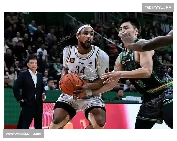 广东男篮客胜广州豪取五连胜，萨林杰32分11篮板引领内线